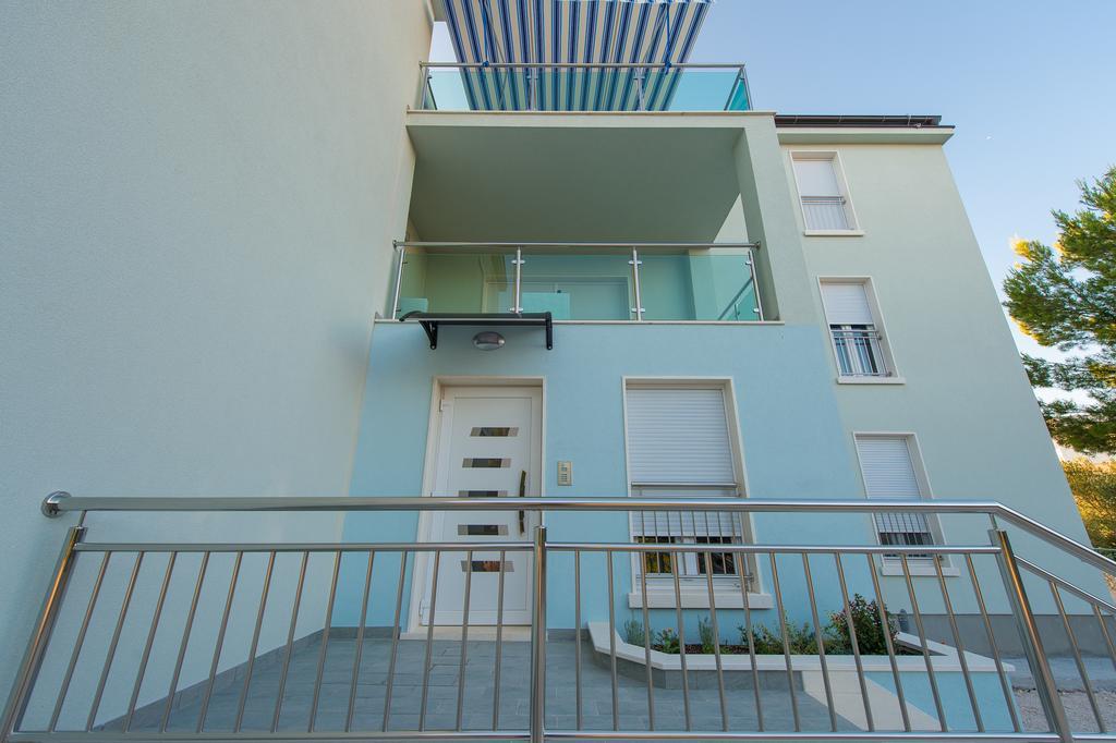 Blue Sky Apartments โรกอซนิซา ภายนอก รูปภาพ