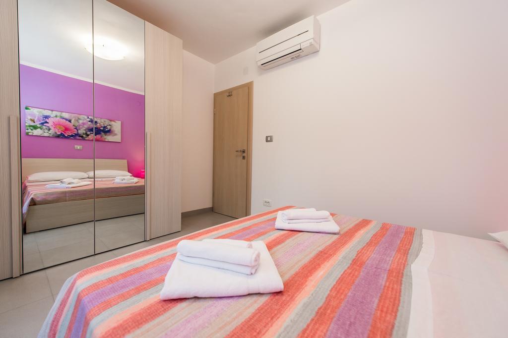 Blue Sky Apartments โรกอซนิซา ภายนอก รูปภาพ